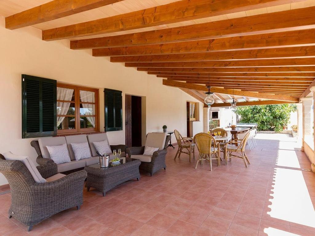 Villa Baster *
